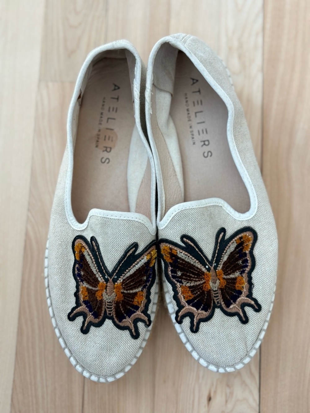 Ateliers Beige Canvas Slip-On Flats with Embroidered Butterfly